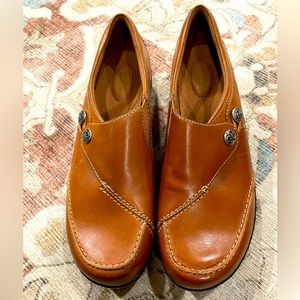 Clarks Ashland slip on shoe